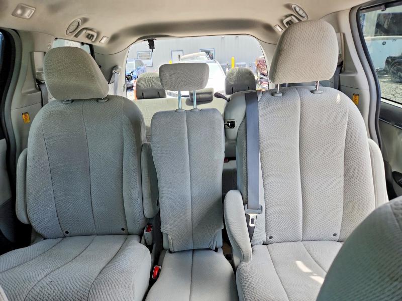 Aukcja sprzedaży 2011 Toyota Sienna, vin: 5TDKK3DC2BS013888, numer aukcji: 55645886
