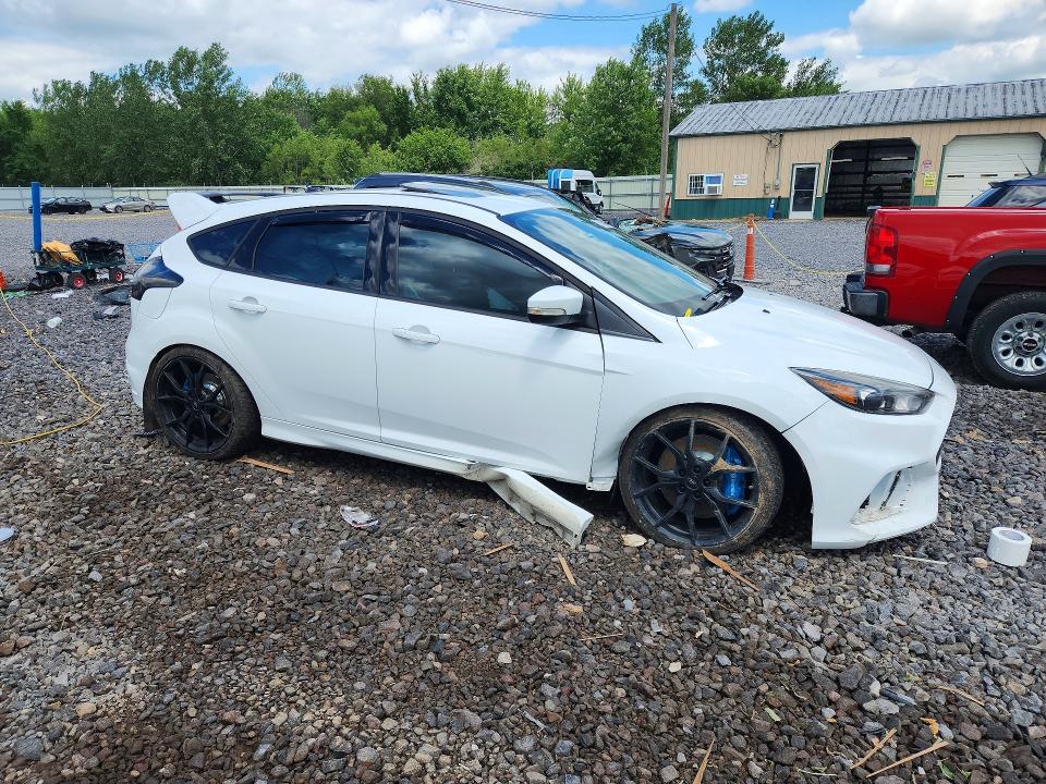 2017 Ford Focus მანქანა იყიდება აუქციონზე, vin: WF0DP3TH5H4120877, აუქციონის ნომერი: 57878066