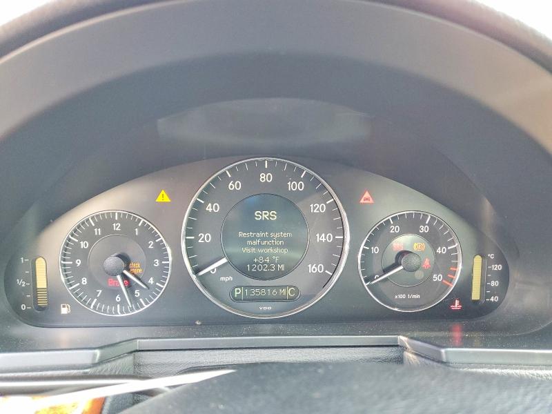 57110966 :رقم المزاد ، WDBUF22X07B069631 vin ، 2007 Mercedes-benz E مزاد بيع