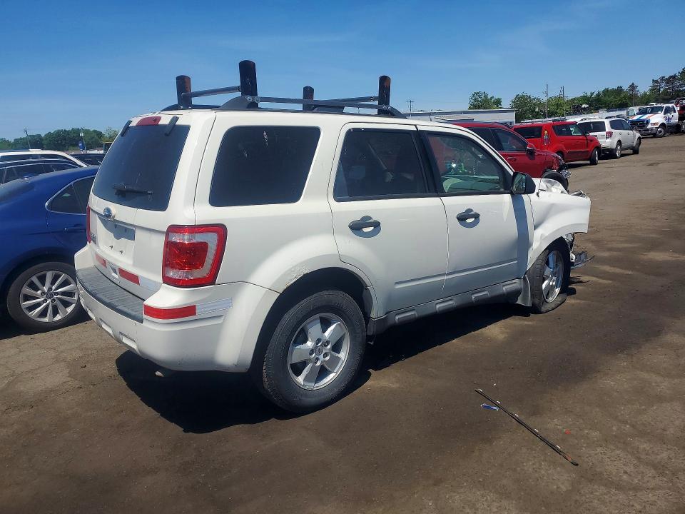 2010 Ford Escape მანქანა იყიდება აუქციონზე, vin: 1FMCU0D73AKC64551, აუქციონის ნომერი: 55607496