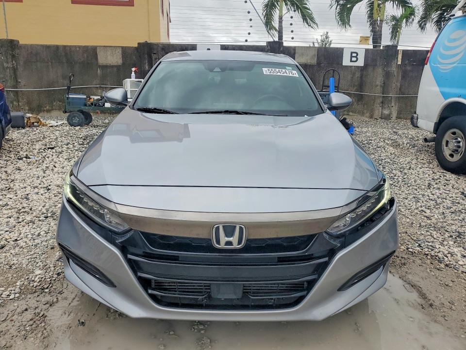 Продаж на аукціоні авто 2018 Honda Accord, vin: 1HGCV1F33JA131541, номер лоту: 55545476