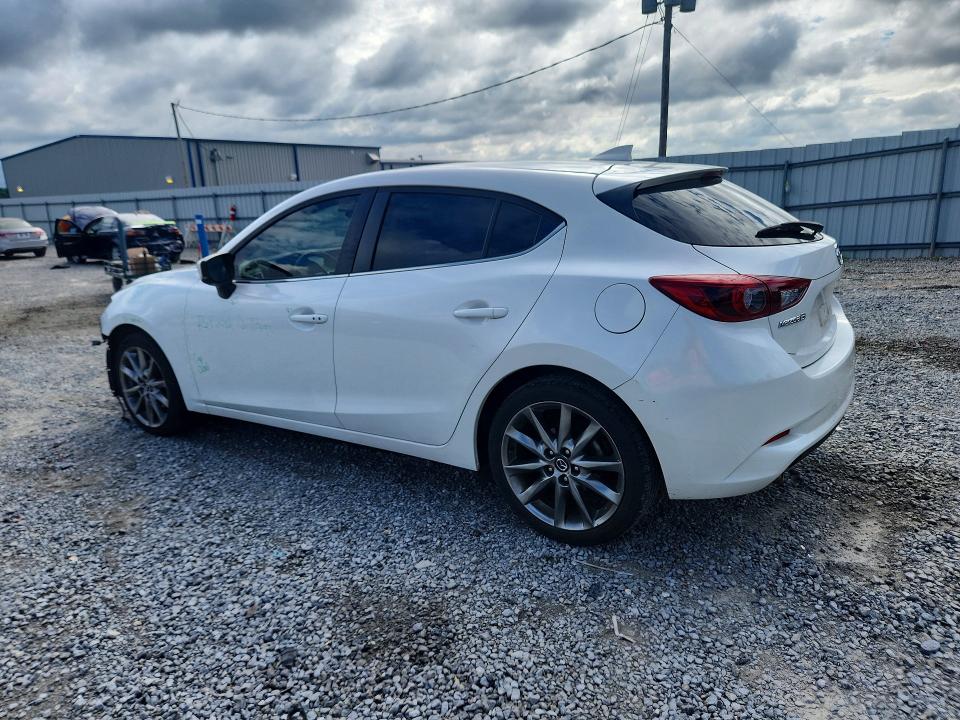 58115476 :رقم المزاد ، 3MZBN1M30JM240388 vin ، 2018 Mazda 3 مزاد بيع