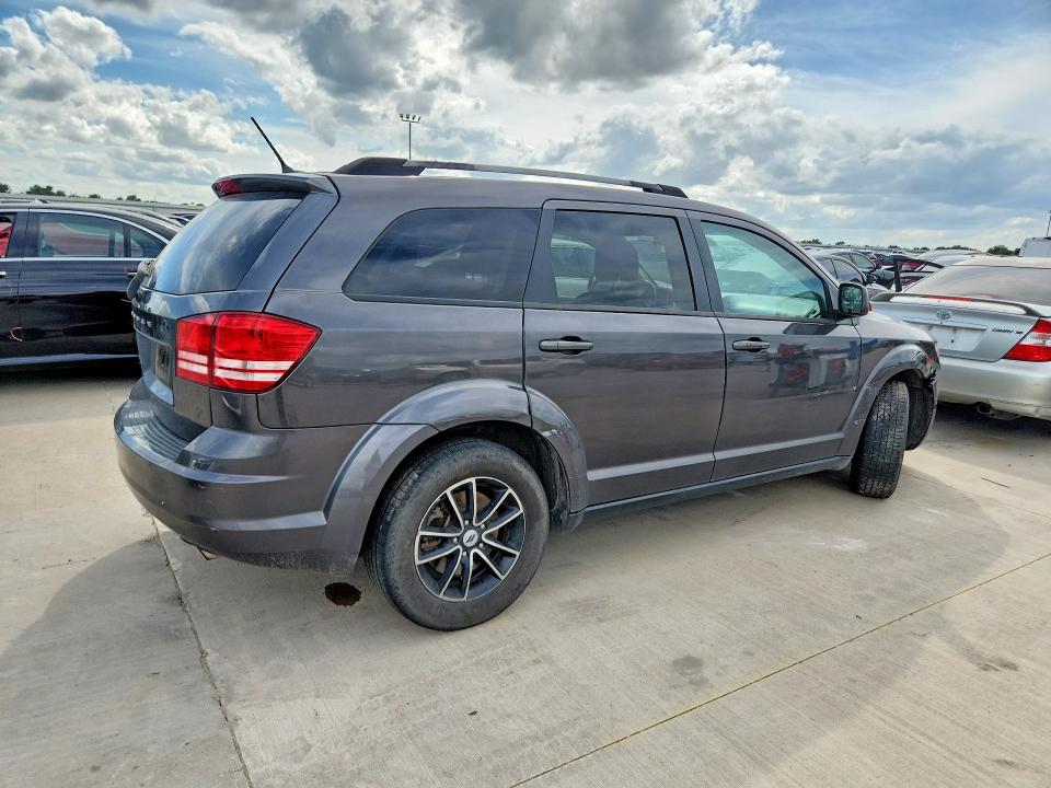 55957176 :رقم المزاد ، 3C4PDCAB8JT363932 vin ، 2018 Dodge Journey مزاد بيع