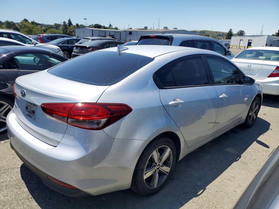 Продажа на аукционе авто 2018 Kia Forte, vin: 3KPFL4A79JE178115, номер лота: 57258646