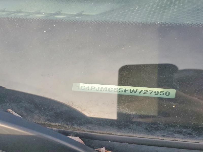 59053546 :رقم المزاد ، 1C4PJMCS5FW727950 vin ، 2015 Jeep Cherokee مزاد بيع