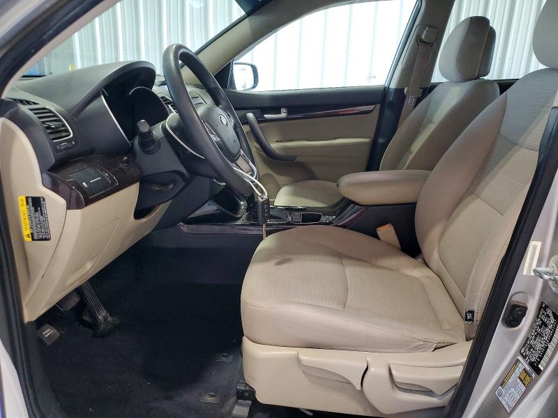 57781696 :رقم المزاد ، 5XYKT3A61FG621447 vin ، 2015 Kia Sorento مزاد بيع
