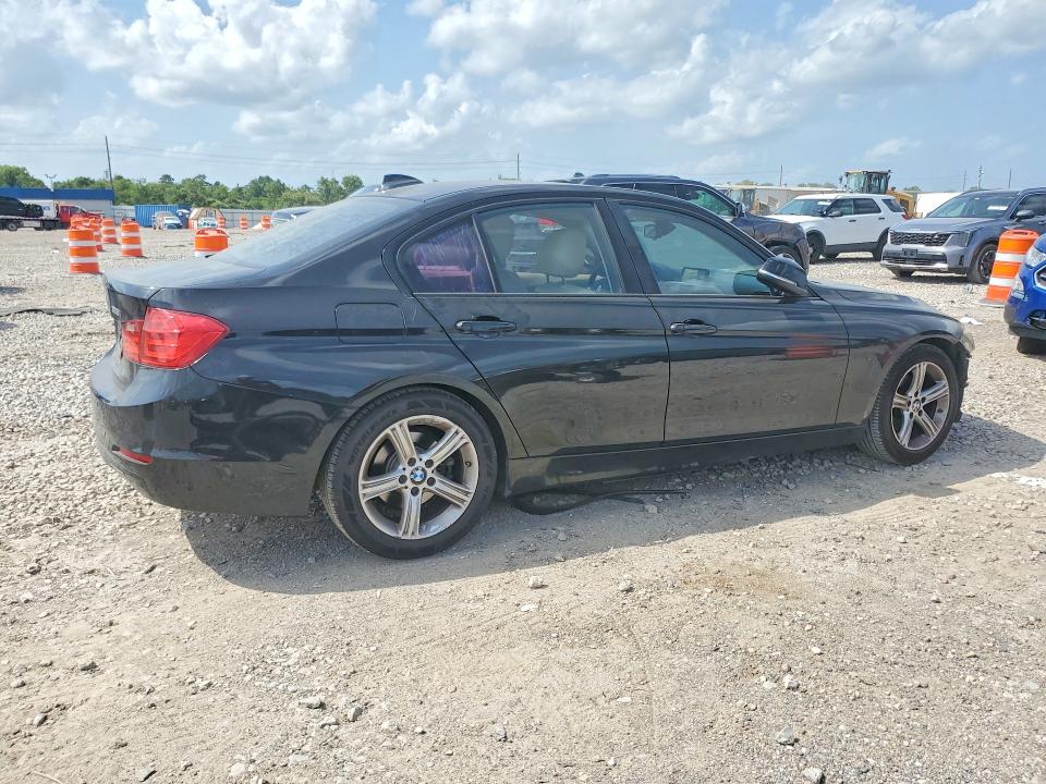 58548326 :رقم المزاد ، WBA3A5G50DNP21465 vin ، 2013 Bmw 328 مزاد بيع