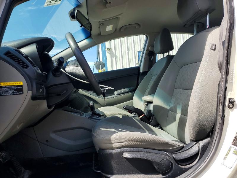 2015 Kia Forte მანქანა იყიდება აუქციონზე, vin: KNAFK4A64F5378832, აუქციონის ნომერი: 57765376
