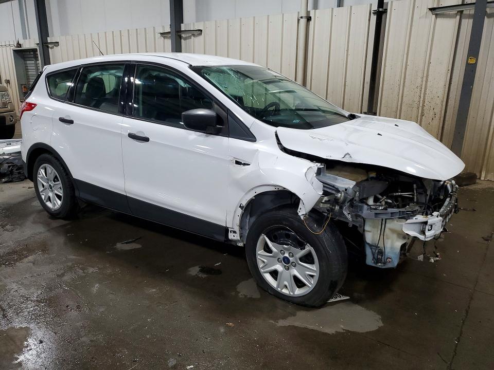 59262756 :رقم المزاد ، 1FMCU0F77GUB38042 vin ، 2016 Ford Escape مزاد بيع