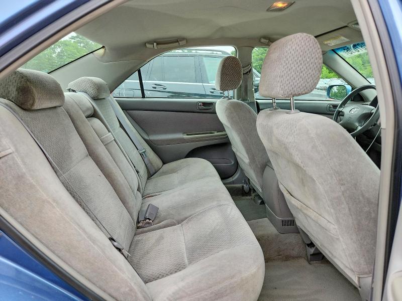 58287006 :رقم المزاد ، 4T1BE32K33U230876 vin ، 2003 Toyota Camry مزاد بيع
