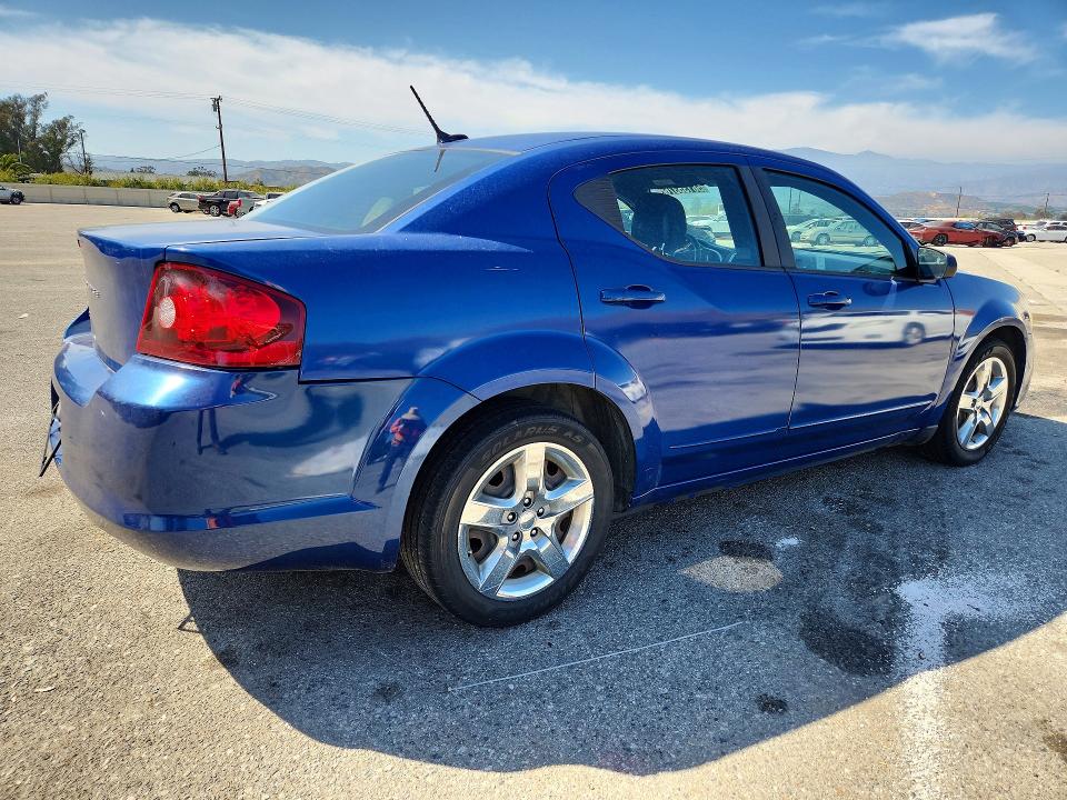 56135376 :رقم المزاد ، 1C3CDZABXCN322145 vin ، 2012 Dodge Avenger مزاد بيع