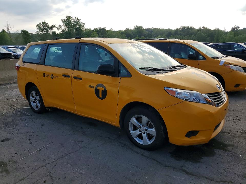 2016 Toyota Sienna მანქანა იყიდება აუქციონზე, vin: 5TDZK3DC2GS718146, აუქციონის ნომერი: 57137126