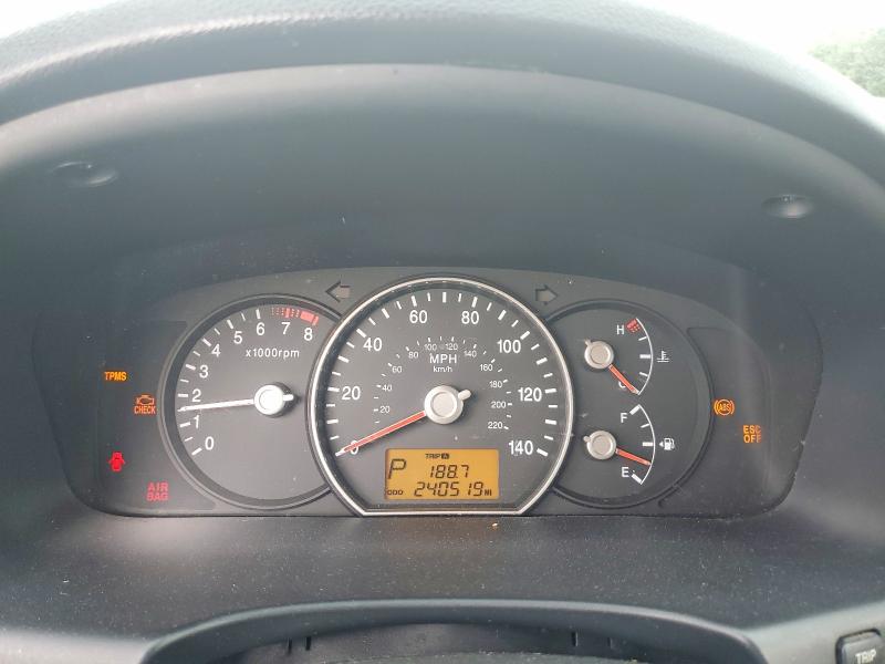 57382616 :رقم المزاد ، KNAFG526587149704 vin ، 2008 Kia Rondo مزاد بيع