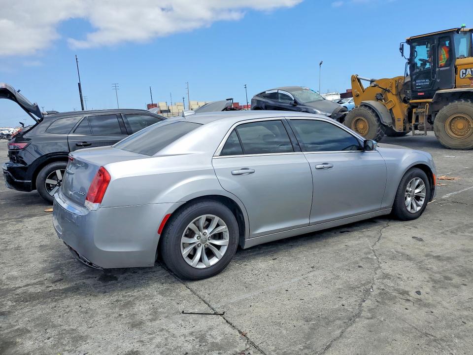 2015 Chrysler 300 მანქანა იყიდება აუქციონზე, vin: 2C3CCAAG1FH769234, აუქციონის ნომერი: 57607846