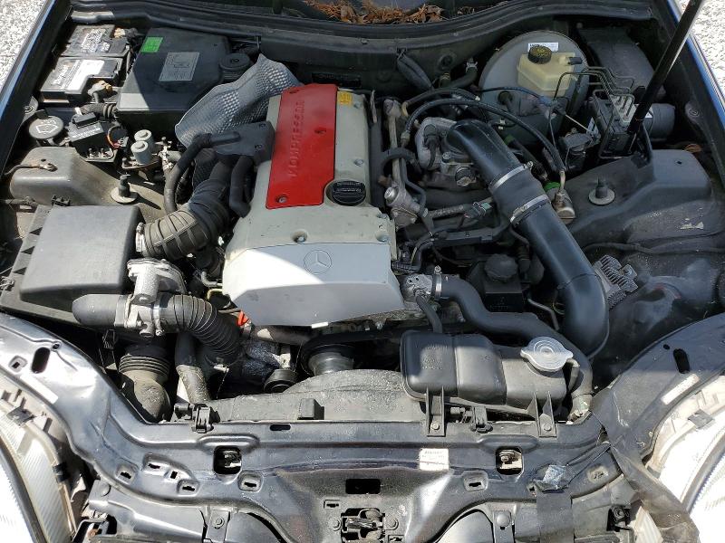 56833226 :رقم المزاد ، WDBKK47F3WF063229 vin ، 1998 Mercedes-benz Slk مزاد بيع