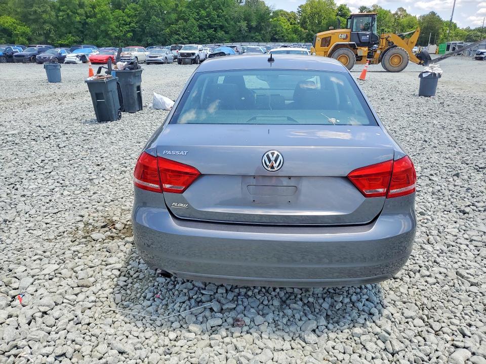55733756 :رقم المزاد ، 1VWAH7A34EC007177 vin ، 2014 Volkswagen Passat مزاد بيع