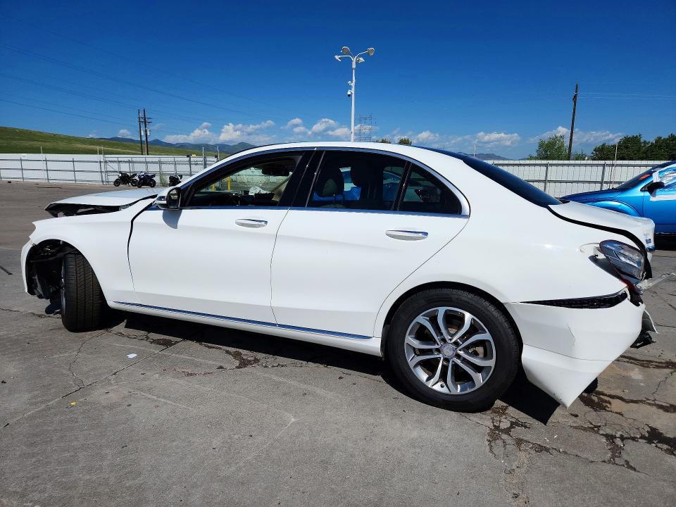 55101986 :رقم المزاد ، WDDWF4KB2HR232868 vin ، 2017 Mercedes-benz C مزاد بيع