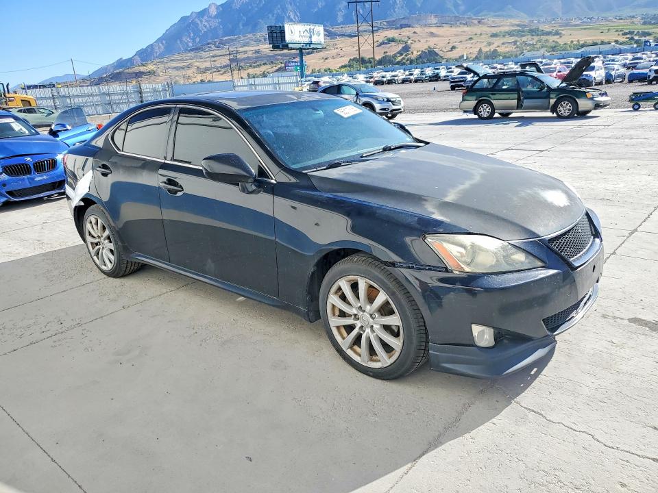 56311836 :رقم المزاد ، JTHCK262X82027362 vin ، 2008 Lexus Is مزاد بيع