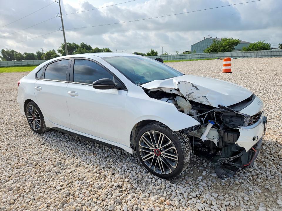 2022 Kia Forte მანქანა იყიდება აუქციონზე, vin: 3KPF44AC8NE493228, აუქციონის ნომერი: 58782696
