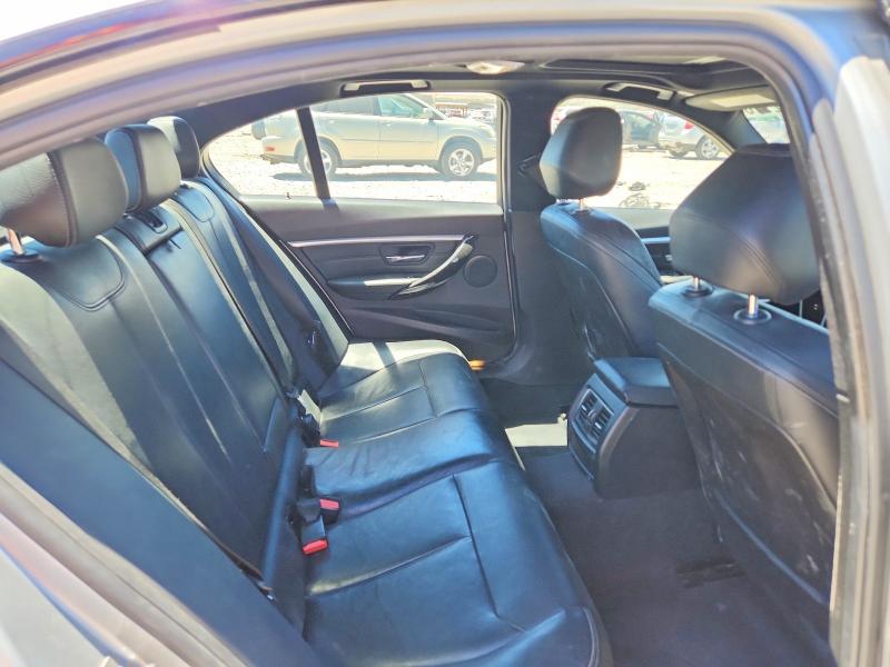57522116 :رقم المزاد ، WBA8D9C5XJA013348 vin ، 2018 Bmw 330 مزاد بيع