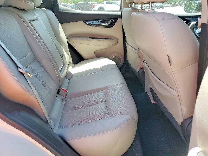 56475156 :رقم المزاد ، JN1BJ1CR3HW121297 vin ، 2017 Nissan Rogue Sport مزاد بيع
