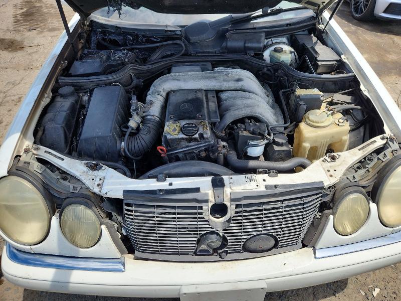 57666506 :رقم المزاد ، WDBJF20FXVA309770 vin ، 1997 Mercedes-benz E مزاد بيع