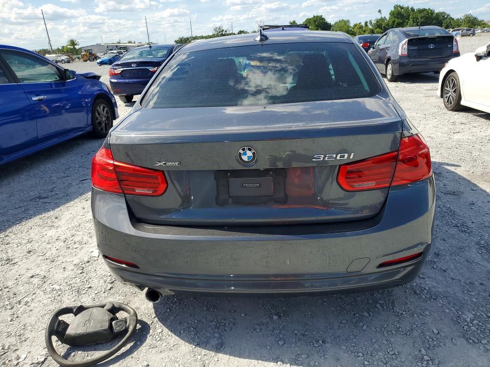 2018 Bmw 320 მანქანა იყიდება აუქციონზე, vin: WBA8A3C56JA499890, აუქციონის ნომერი: 56266306