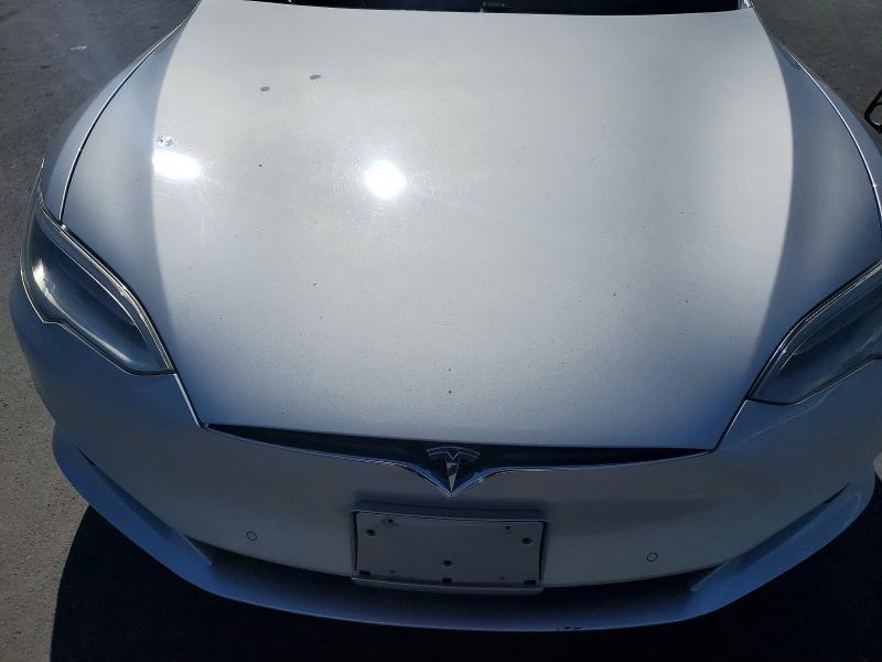 85622175 :رقم المزاد ، 5YJSA1E18GF156697 vin ، 2016 Tesla Model S مزاد بيع