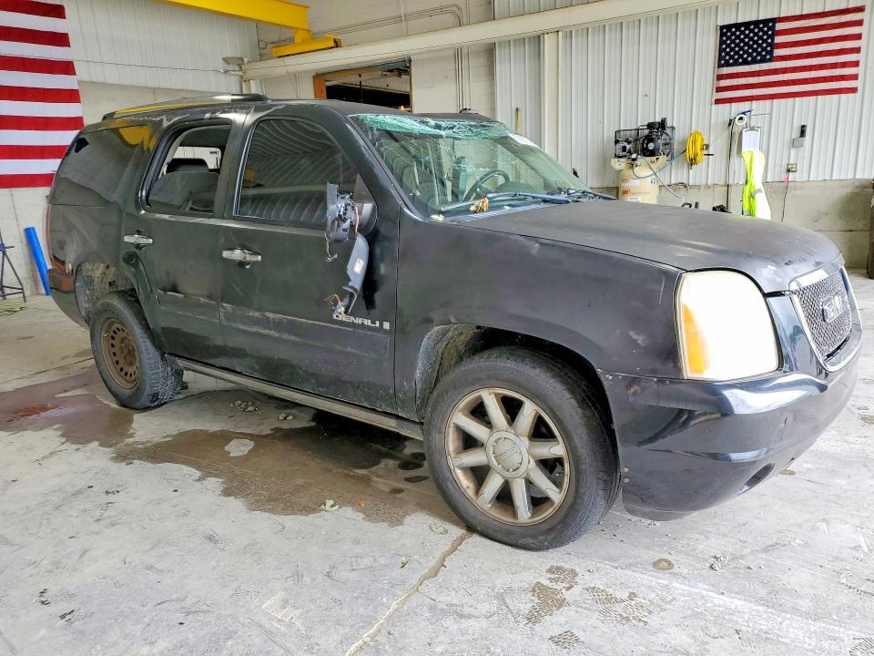 58353526 :رقم المزاد ، 1GKFK638X8J149020 vin ، 2008 Gmc Yukon مزاد بيع