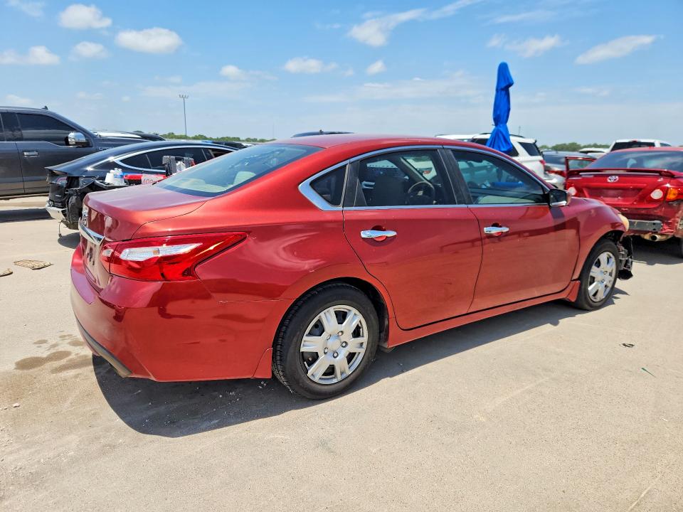 2016 Nissan Altima მანქანა იყიდება აუქციონზე, vin: 1N4AL3AP4GC131049, აუქციონის ნომერი: 57917106