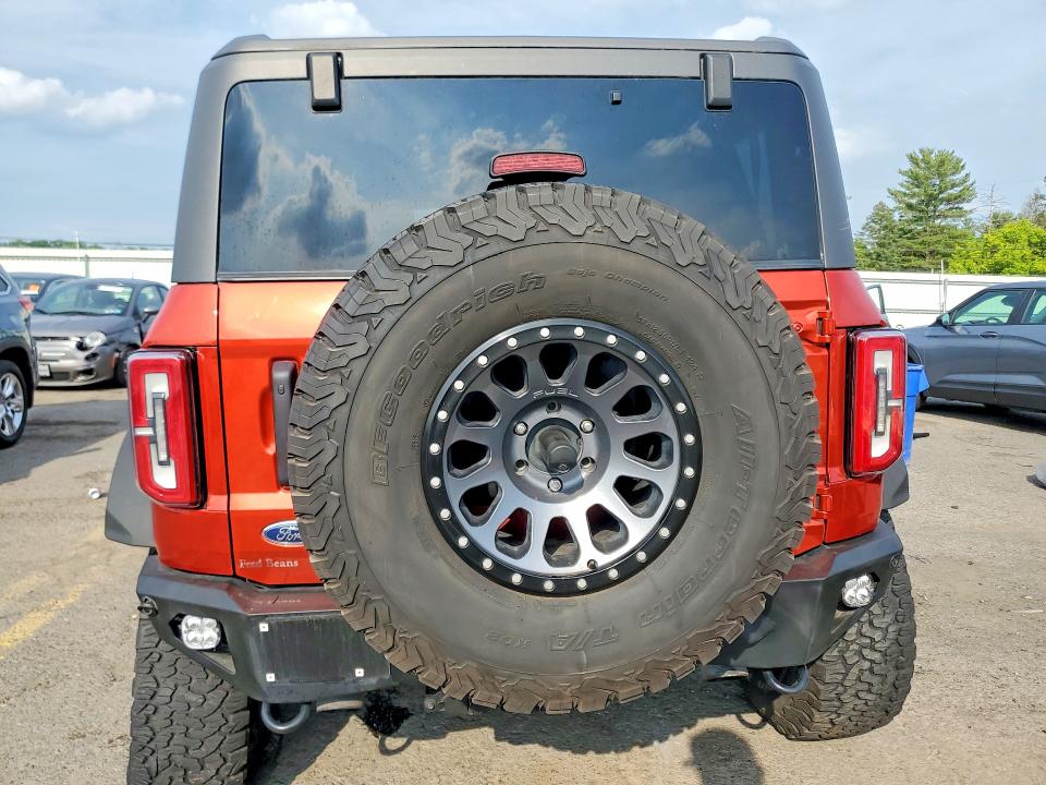 Продаж на аукціоні авто 2022 Ford Bronco, vin: 1FMEE5DP4NLB54157, номер лоту: 56643876