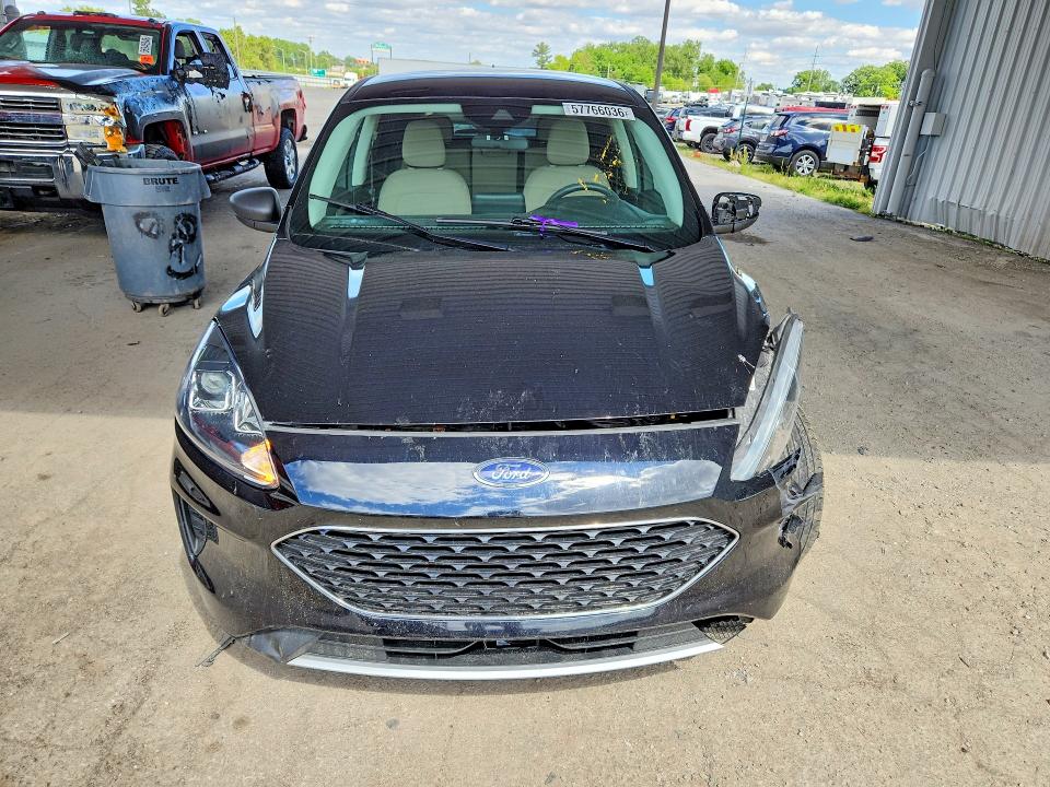 57766036 :رقم المزاد ، 1FMCU9G64NUB32268 vin ، 2022 Ford Escape مزاد بيع