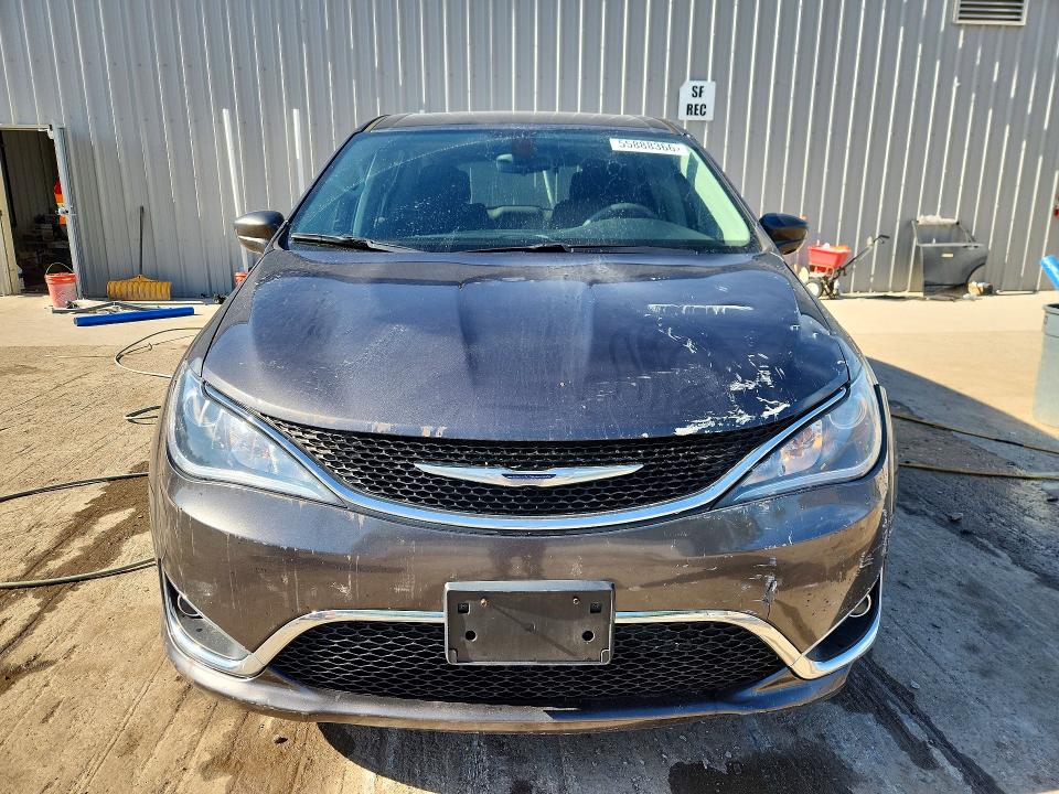 Продажа на аукционе авто 2018 Chrysler Pacifica, vin: 2C4RC1FGXJR115690, номер лота: 55888366