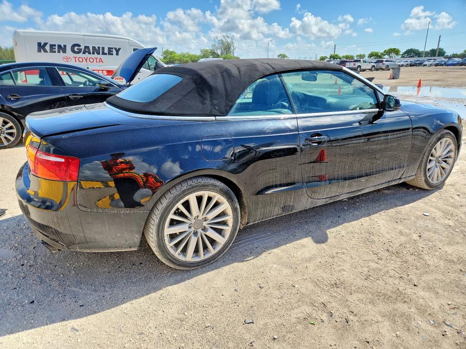 Продажа на аукционе авто 2012 Audi A5, vin: WAUCFAFH5CN001812, номер лота: 58045946