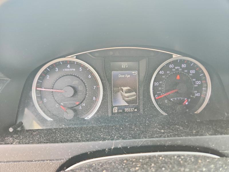 56433416 :رقم المزاد ، 4T1BF1FK0HU374310 vin ، 2017 Toyota Camry مزاد بيع