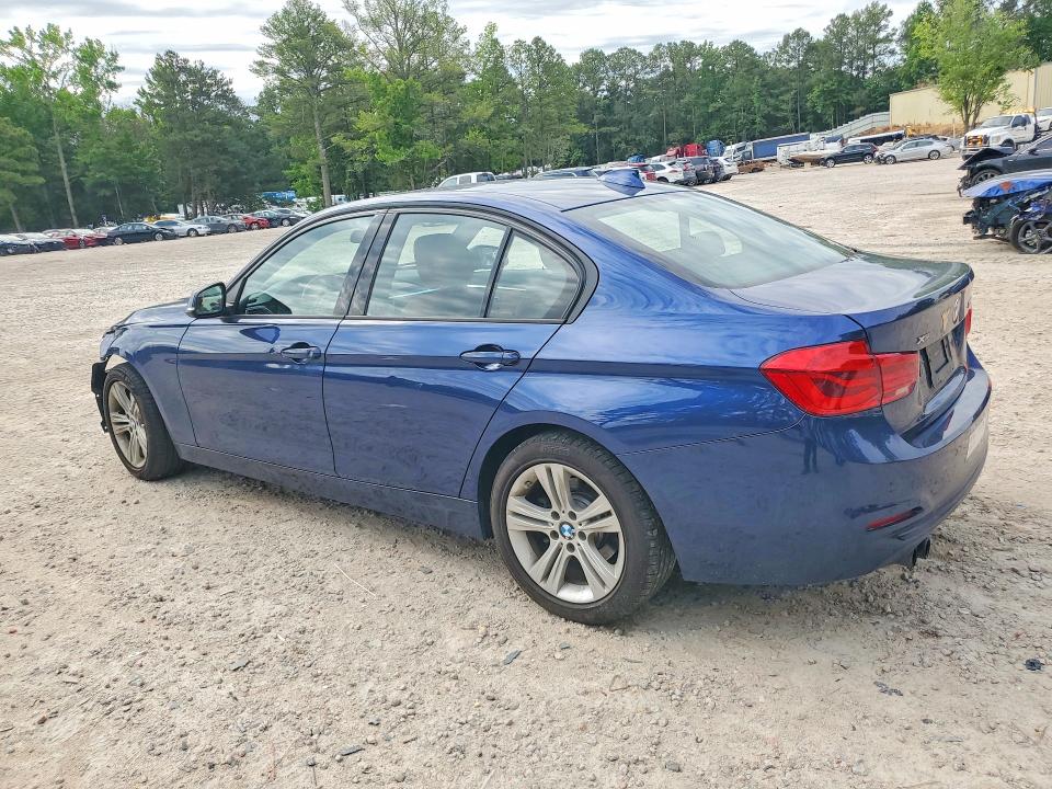 56313276 :رقم المزاد ، WBA8E3C57GK504716 vin ، 2016 Bmw 328 مزاد بيع