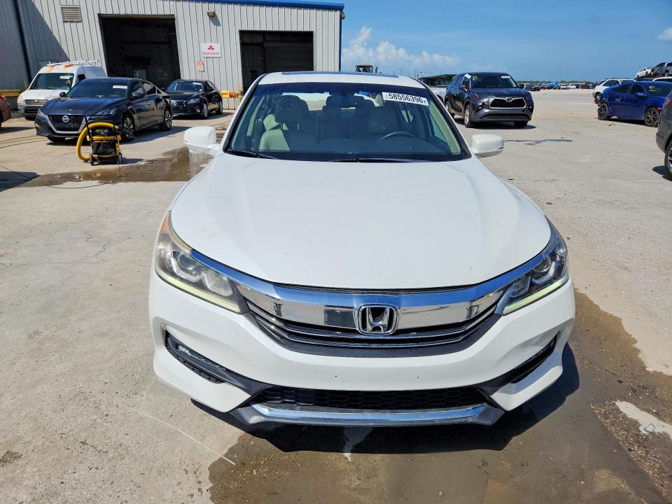 Продаж на аукціоні авто 2016 Honda Accord, vin: 1HGCR2F83GA044821, номер лоту: 58556396