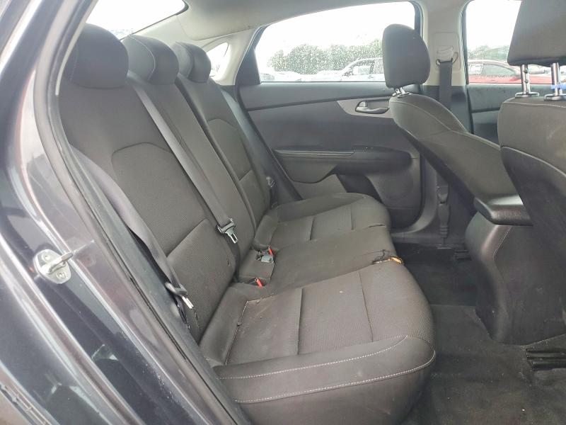 2021 Kia Forte მანქანა იყიდება აუქციონზე, vin: 3KPF24AD1ME395039, აუქციონის ნომერი: 57407696