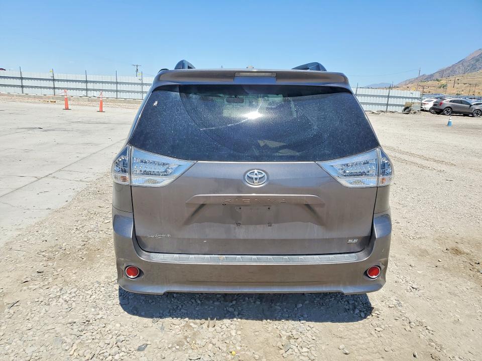 2016 Toyota Sienna მანქანა იყიდება აუქციონზე, vin: 5TDXK3DC4GS756937, აუქციონის ნომერი: 58412196