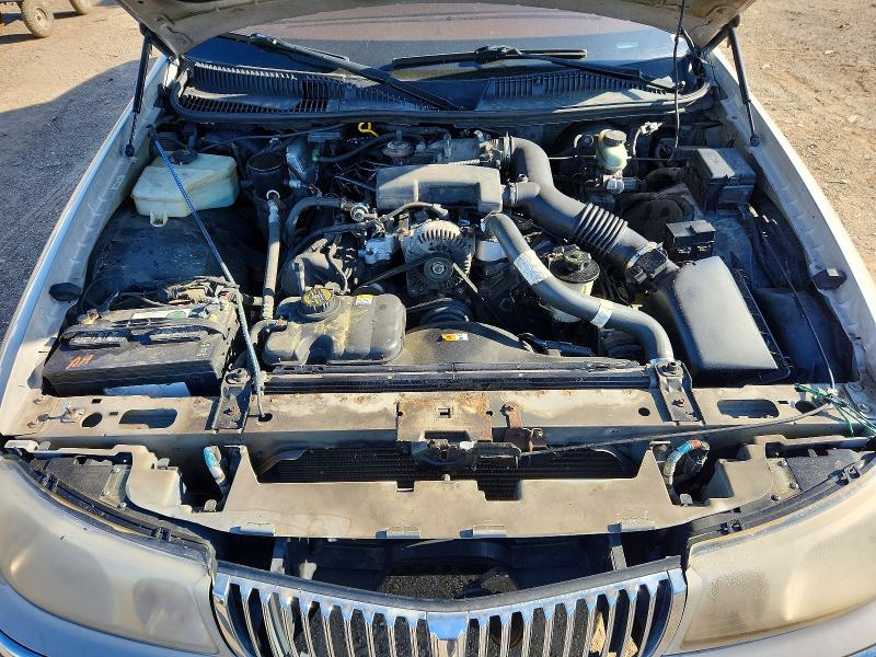 2001 Lincoln Town Car მანქანა იყიდება აუქციონზე, vin: 1LNHM81W21Y633008, აუქციონის ნომერი: 57530396