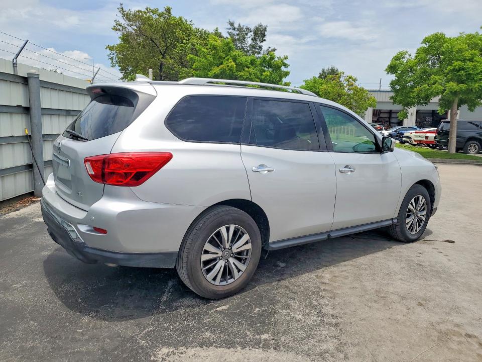 Продаж на аукціоні авто 2019 Nissan Pathfinder, vin: 5N1DR2MN3KC611811, номер лоту: 55861146