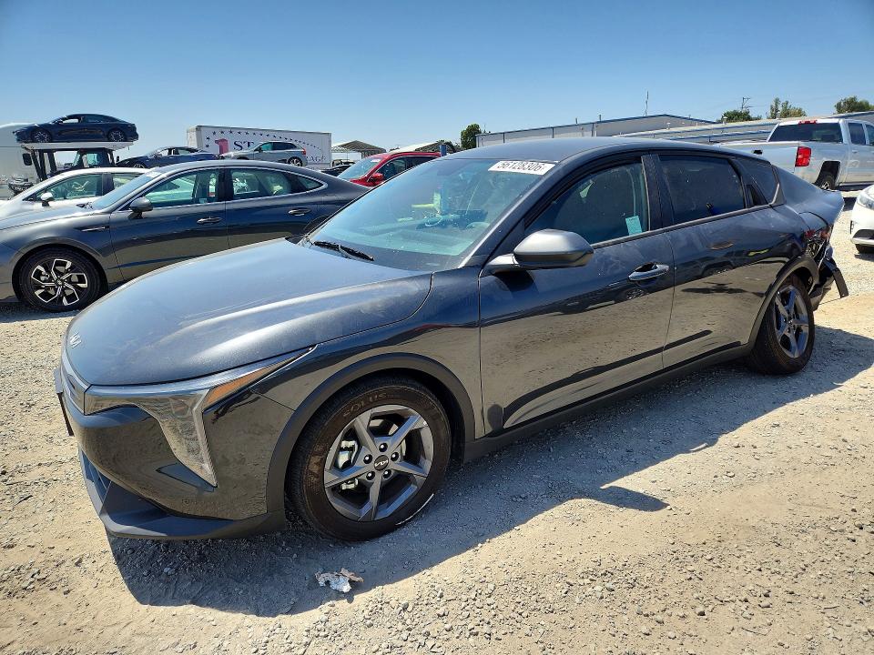 56128306 :رقم المزاد ، 3KPFT4DE6SE080672 vin ، 2025 Kia K4 مزاد بيع
