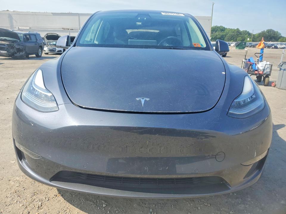 Продажа на аукционе авто 2023 Tesla Model Y, vin: 7SAYGDEEXPA023369, номер лота: 58275146
