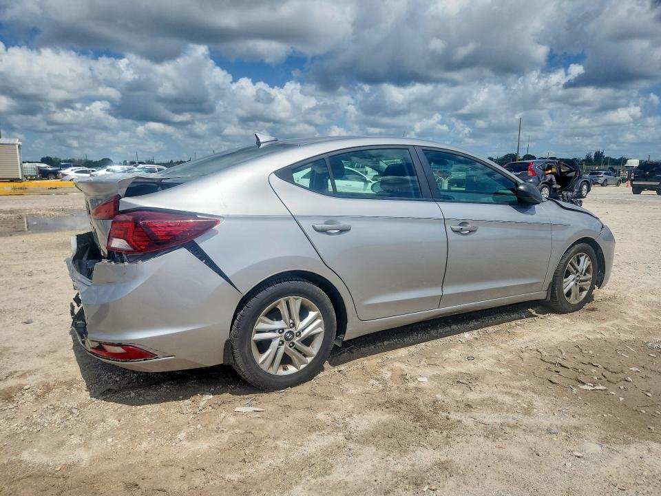 Продажа на аукционе авто 2020 Hyundai Elantra, vin: 5NPD84LFXLH590121, номер лота: 58084586