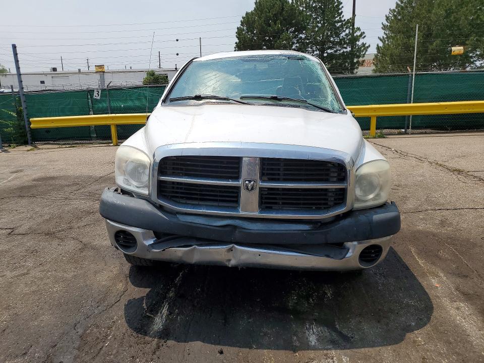 58486396 :رقم المزاد ، 1D7HU18N88J229227 vin ، 2008 Dodge Ram 1500 مزاد بيع