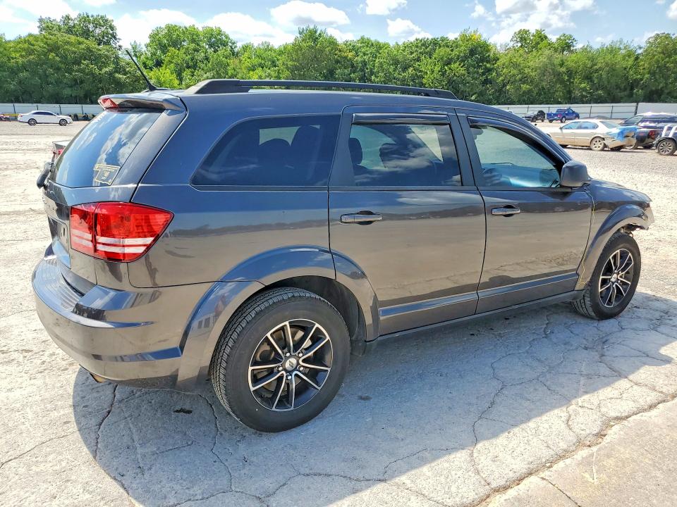 57701736 :رقم المزاد ، 3C4PDCAB4JT385300 vin ، 2018 Dodge Journey مزاد بيع