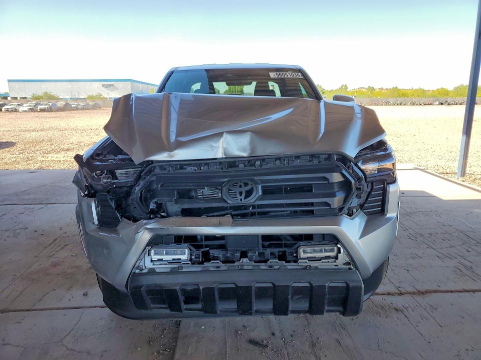 56051036 :رقم المزاد ، 3TMKB5FN1SM043958 vin ، 2025 Toyota Tacoma مزاد بيع