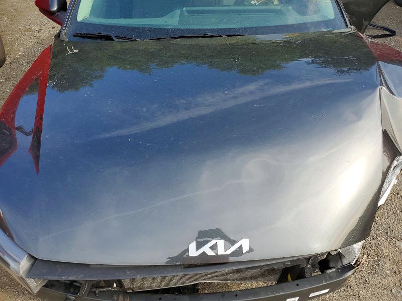 2025 Kia K4 მანქანა იყიდება აუქციონზე, vin: 3KPFT4DE2SE118270, აუქციონის ნომერი: 58289066