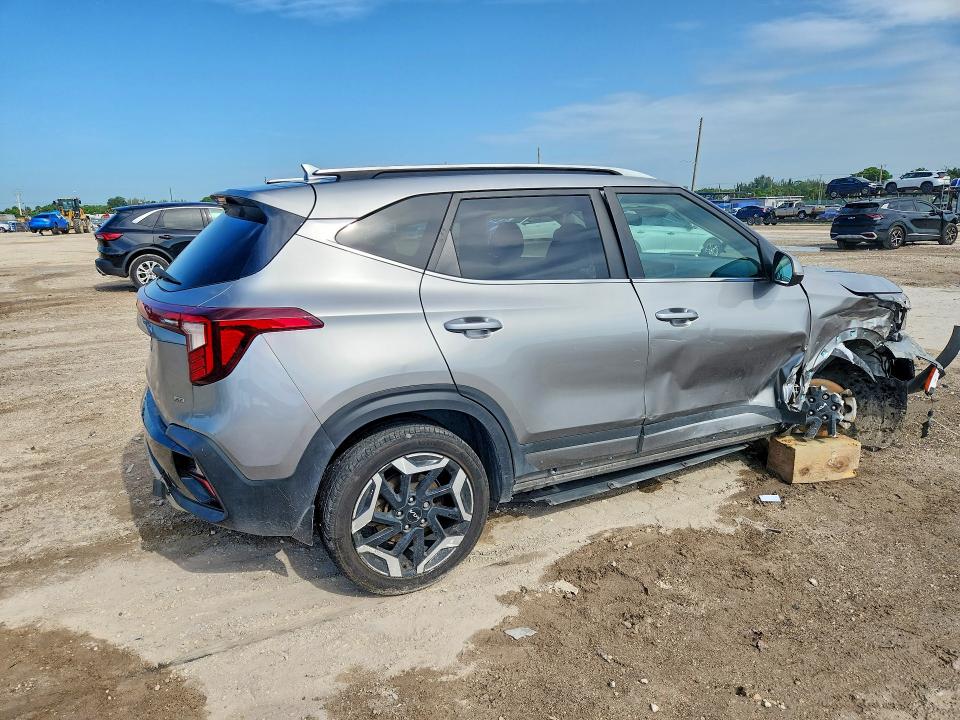Продажа на аукционе авто 2024 Kia Seltos, vin: KNDETCA70R7542326, номер лота: 58577106