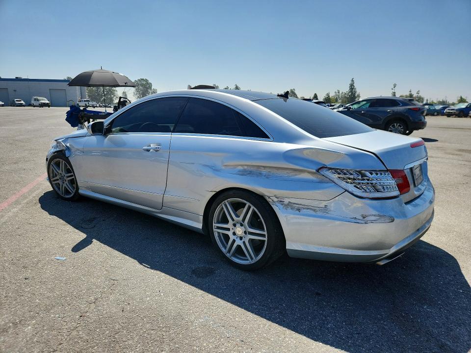 2010 Mercedes-benz E მანქანა იყიდება აუქციონზე, vin: WDDKJ7CB5AF021734, აუქციონის ნომერი: 57444736